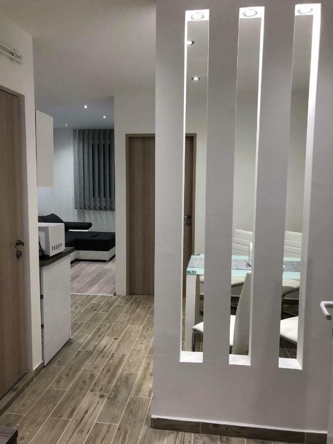 Zsuzsi Apartman Шіофок Екстер'єр фото
